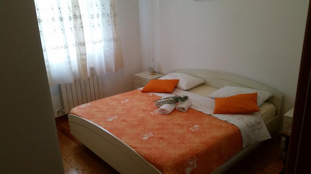 Apartments Milica Umag Ngoại thất bức ảnh